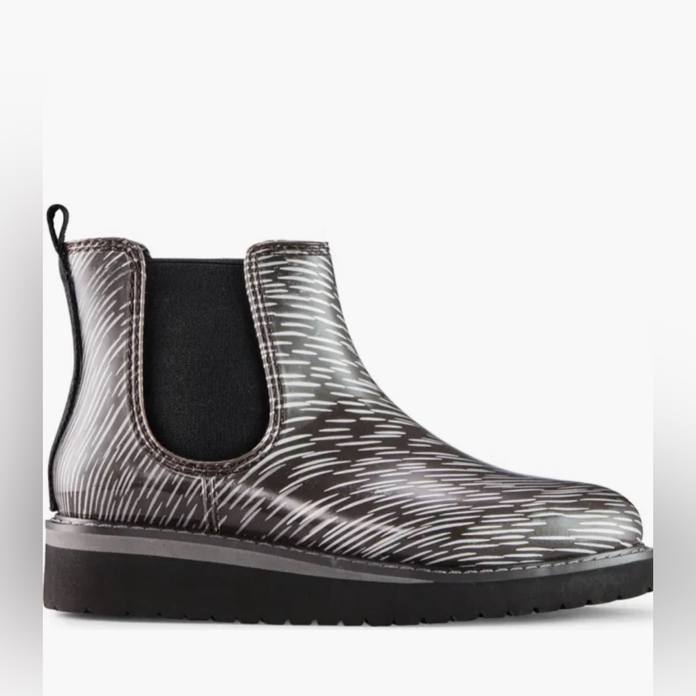 Cougar x Jill Malek Kensington Waterproof Chelsea rain casual classic winter